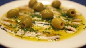 スペインタパスの定番中の定番 Boquellones（ボケジョネス）