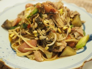 鍋の残り汁ってしまった結果、まったくタイから遠ざかってしまったガパオパスタ